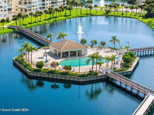 8931 Lake Dr APT 401, Cape Canaveral, FL 32920