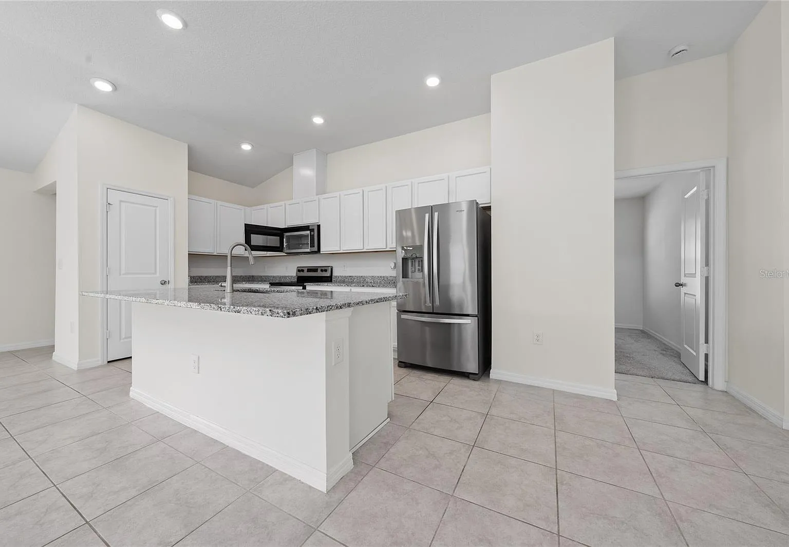 Oscraft Dr, Davenport — Photo 2