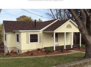 5215 Monta Vista Dr, Cross Lanes, WV 25313