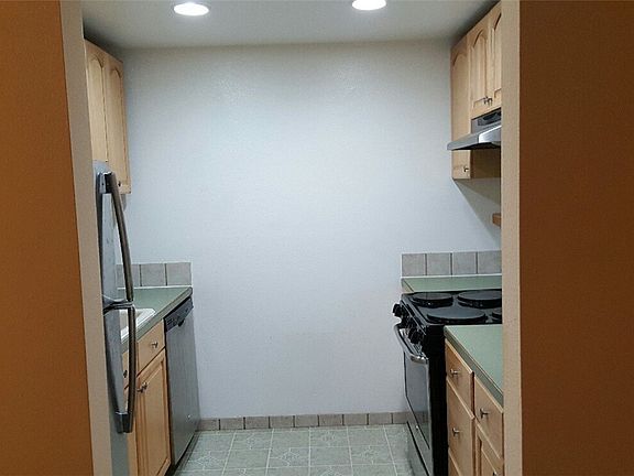 4th image of 3302 I St NE APT A304
