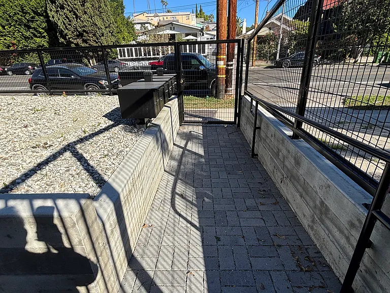 1818 Montana St #1818 — Photo 11