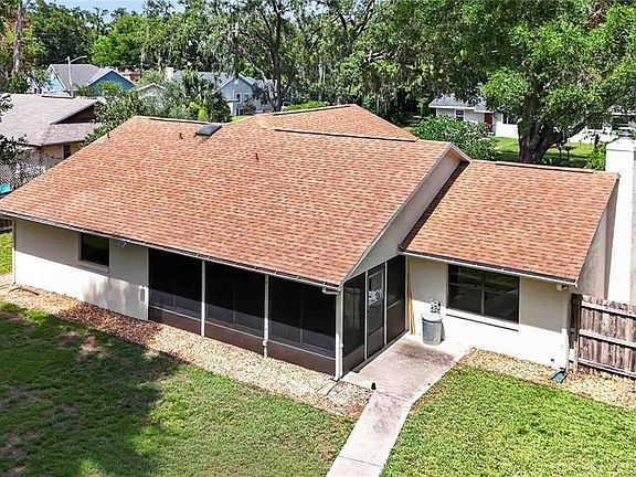 4th image of 207 Pinecrest Rd