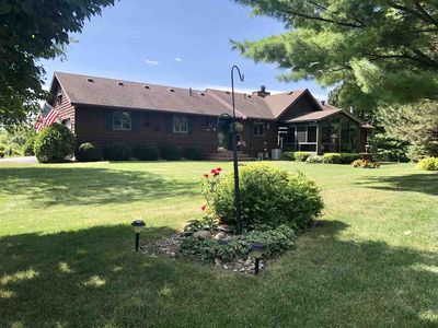 2807 College Dr, Decorah, IA, 52101