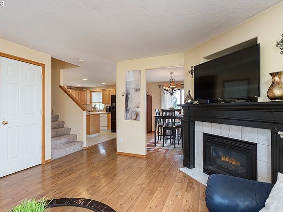 5th image of 3310 NE 166th Ave