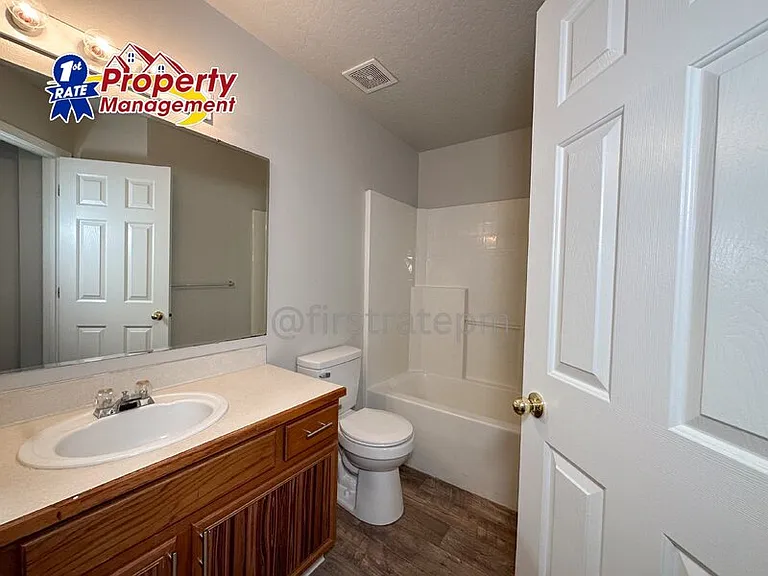 16029 N 19th St #104 — Photo 14