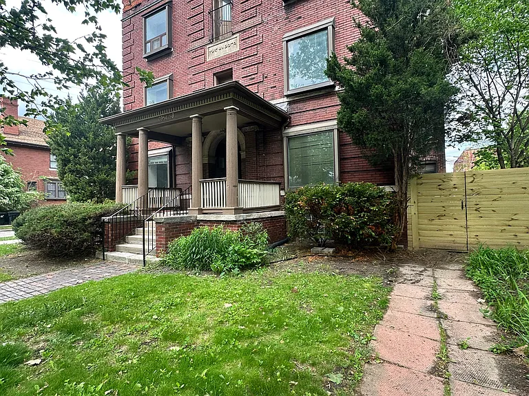 3984 Commonwealth St — Photo 26