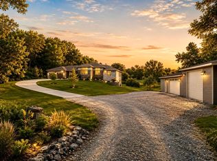 11700 Westvalley Dr, Crown Point, IN 46307