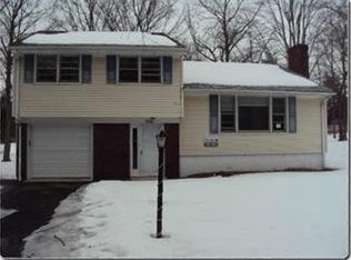 2064 Valley Rd, Millington, NJ 07946