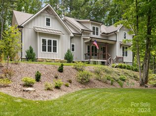 25 Ducketts Grove Rd, Fletcher, NC 28732