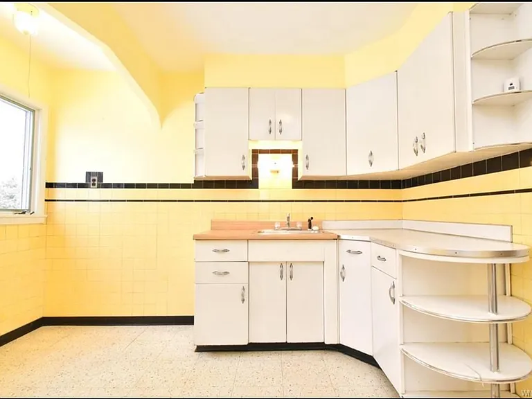 48 Modern Ave #1 — Photo 7