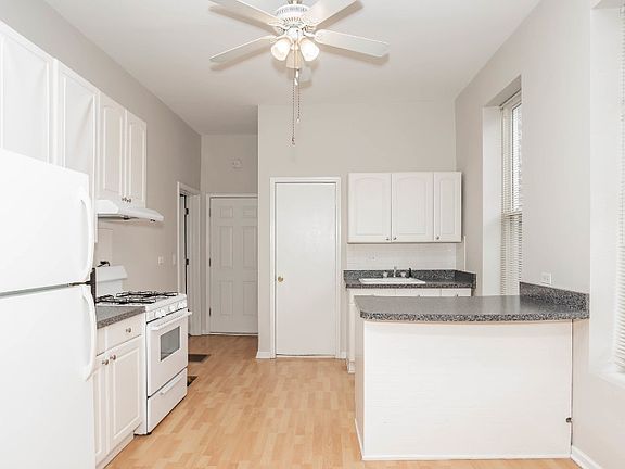 5th image of 815 N Fairfield Ave APT 1F