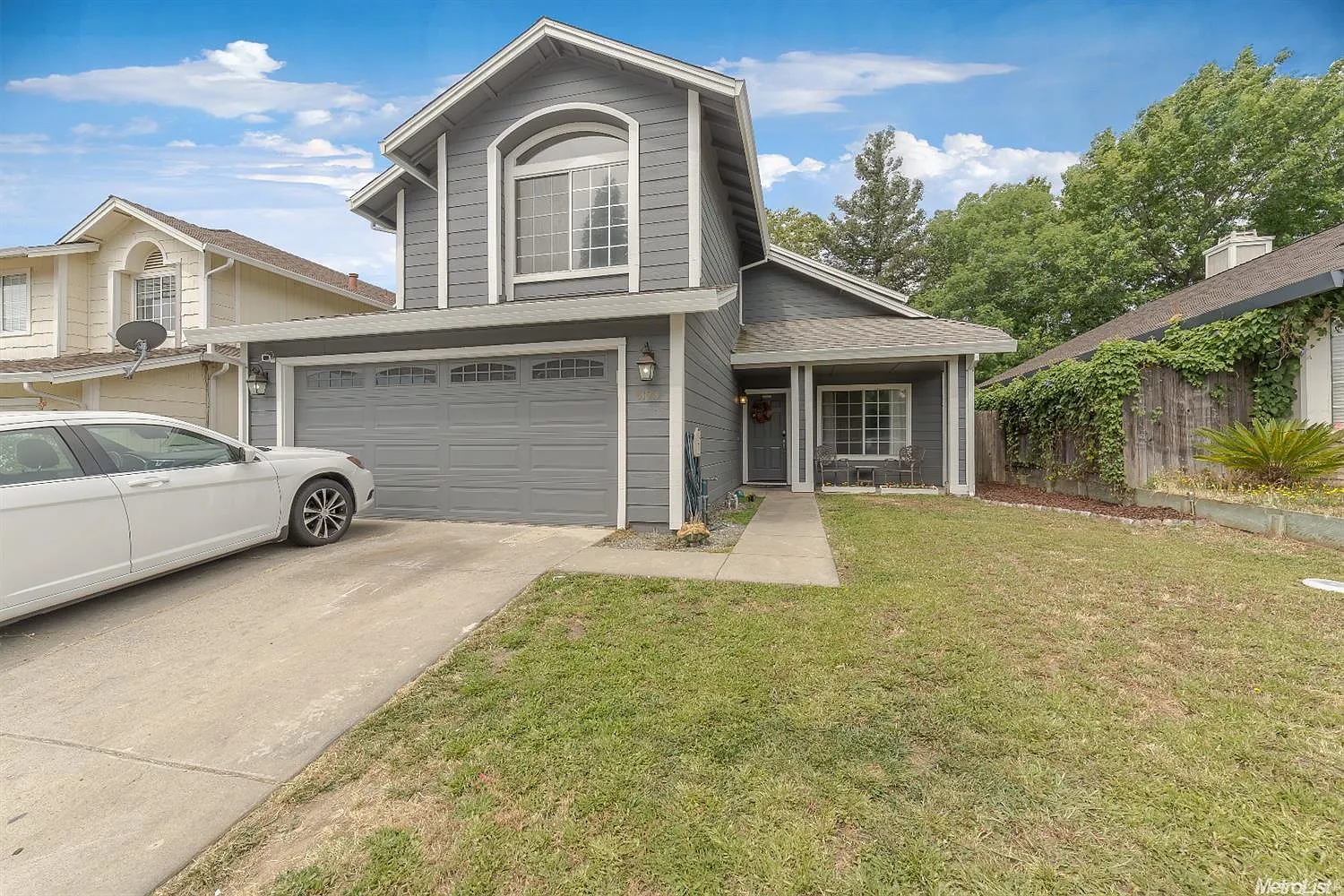 8133 Gloriann Way photo 1