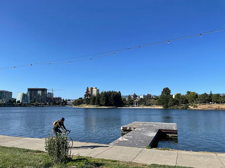 151 Lakeside Dr #110 — Photo 2