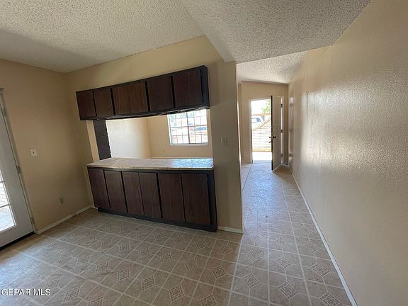 5th image of 2849 Beachcomber Dr #B