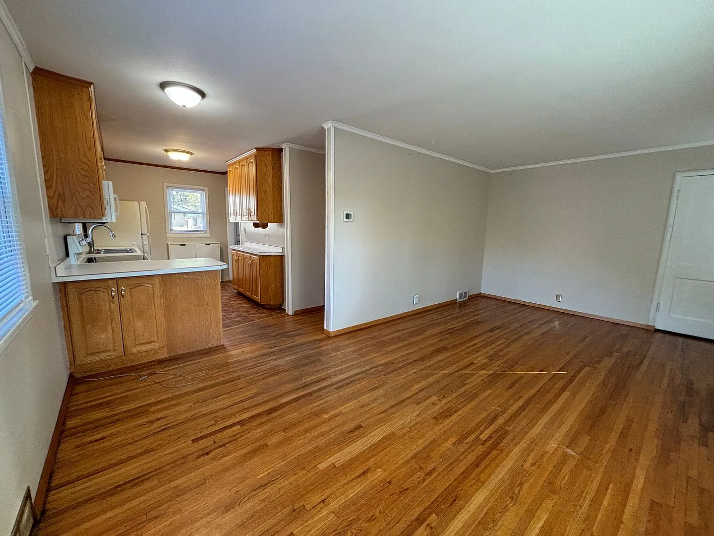 Spacious 3 Bed House in North Fargo! — Photo 1