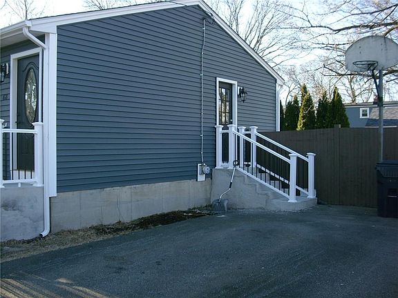 2nd image of 68 Alfred St