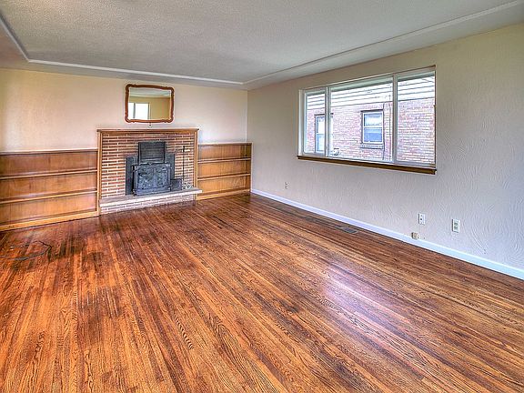 4th image of 1426 S Mason Ave