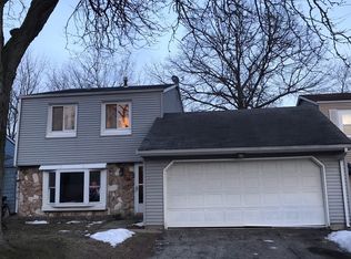 145 Highbury Dr, Elgin, IL 60120