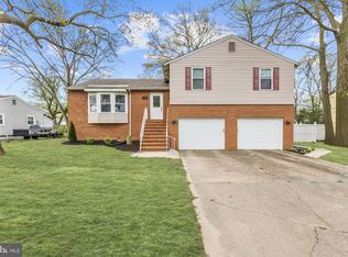 105 Roosevelt Ave, Glen Burnie, MD 21061