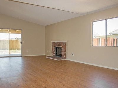 2nd image of 279 Cavendish Dr #1