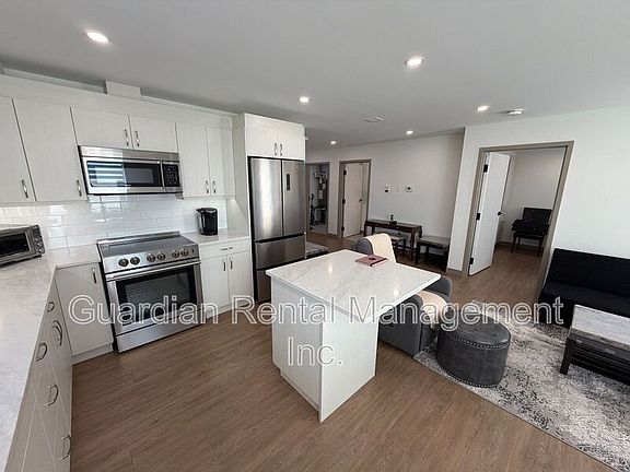 2nd image of 377 Cumberland St N APT 201