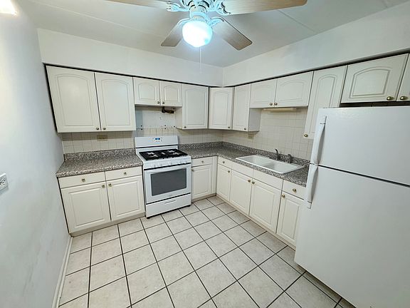 5th image of 2546 N Harlem Ave APT 1D