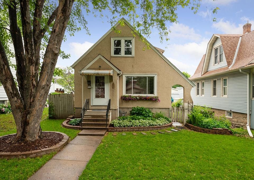 1st image of 969 James Ave