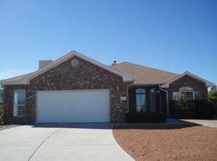 9505 Travilla Dr NW, Albuquerque, NM 87114