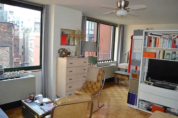 Rented by Tabak Real Estate | media 23
