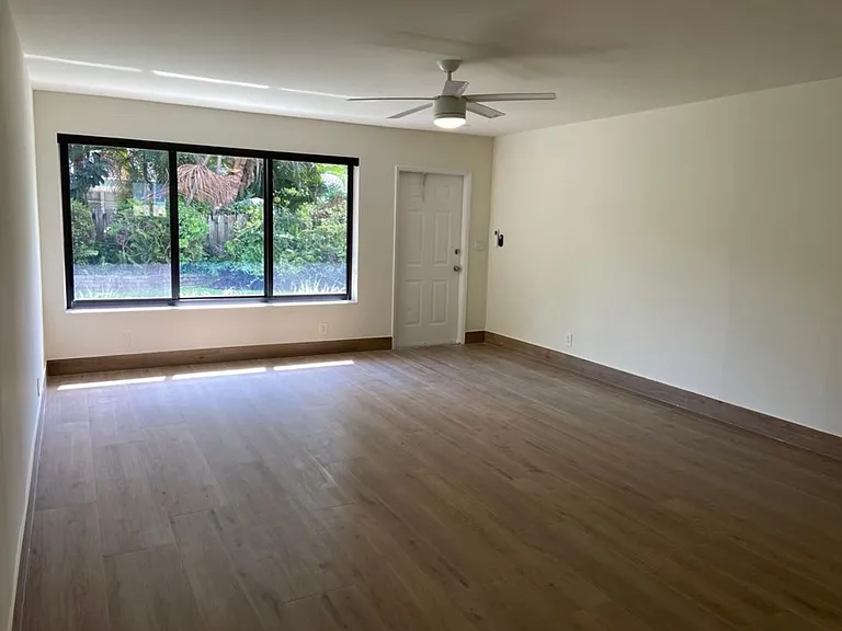 616 NE 16th Ave #2 — Photo 5
