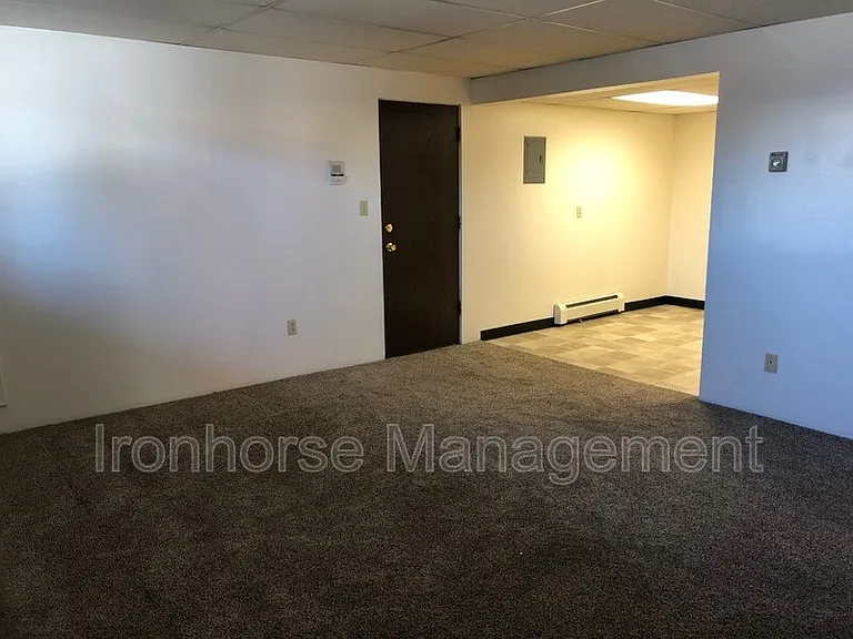 805 W Villard St #3 — Photo 11