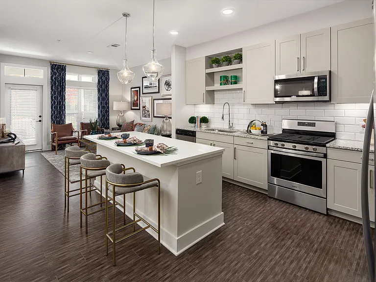 Evoq Johns Creek — Photo 17