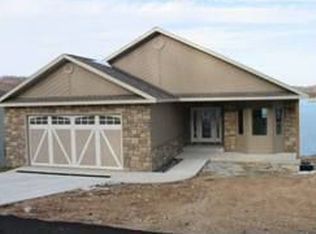 178 Boot Cir, Camdenton, MO 65020