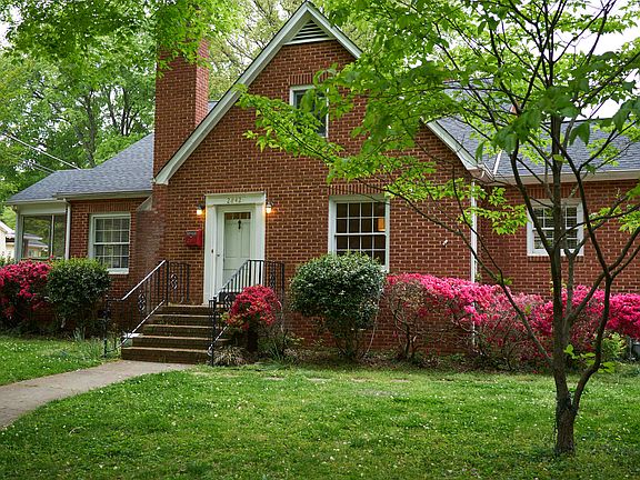 2nd image of 2842 Sunset Dr