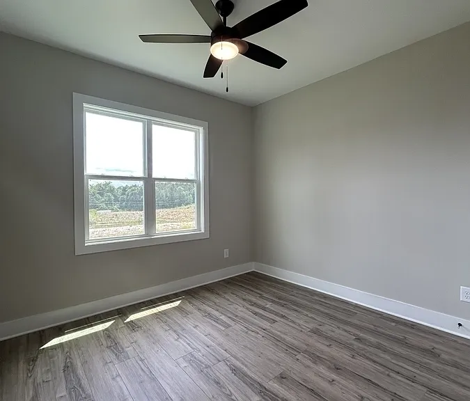212 Summer Breeze Dr — Photo 8