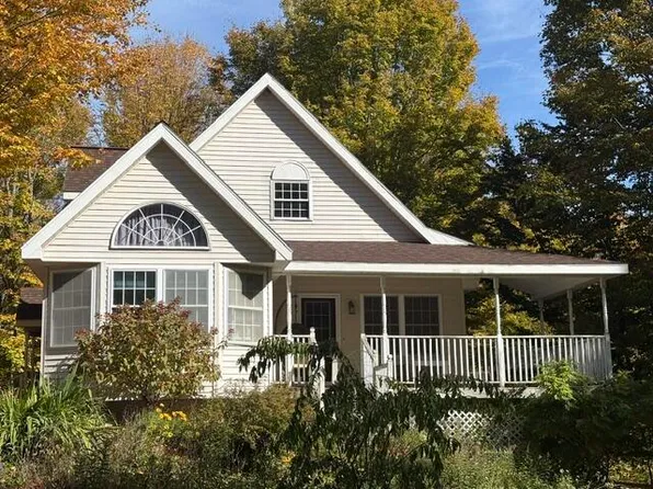 9500 Taylor Rd, Bear Lake, MI 49614