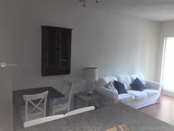 5th image of 6001 SW 70th St APT 221