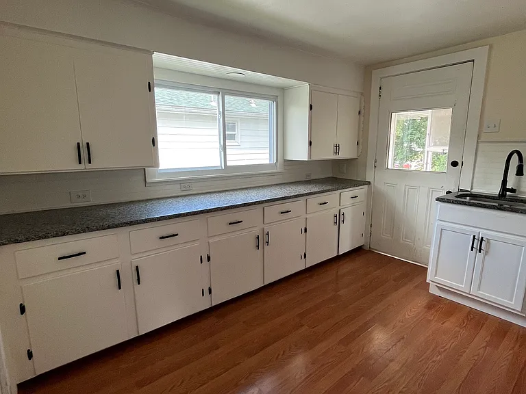 118 Ethel St #2 — Photo 10
