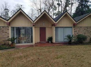 106 Cypress Bend Dr, Village Mills, TX 77663