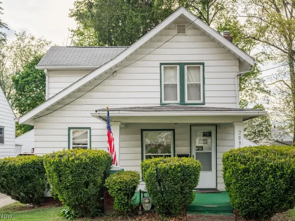 2034 High St, Cuyahoga Falls, OH 44221