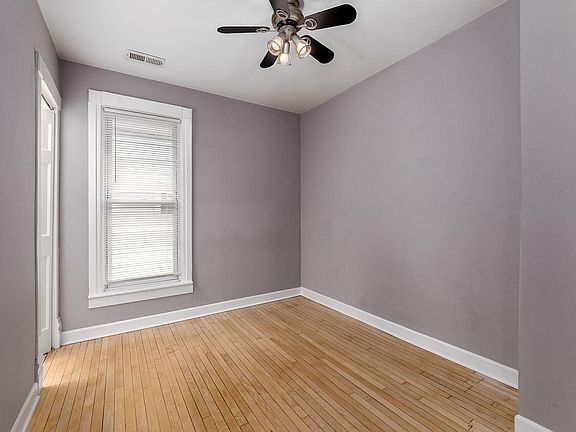 5th image of 142 Des Plaines Ave #2F