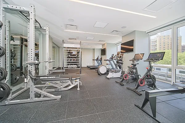 Rented by Compass | media 39