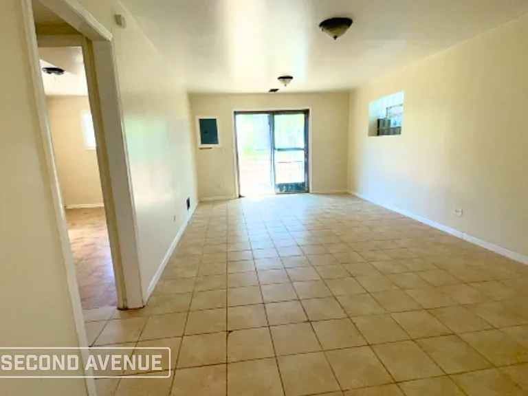 10032 S Eggleston Ave — Photo 5