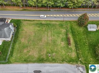 3810 Allen St, Emmaus, PA 18049