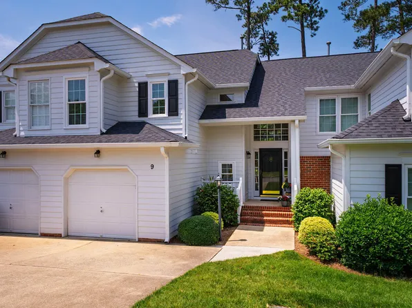 9 Lake Village Dr, Durham, NC 27713