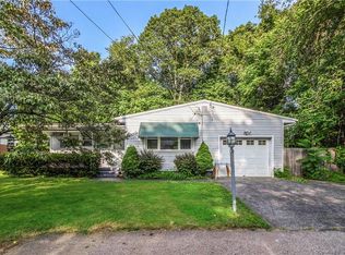 8 Joseph St, Norwich, CT 06360