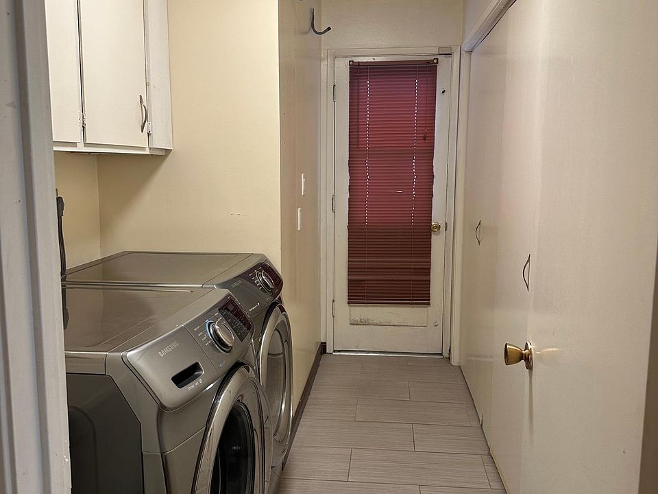 1st image of 3914 Midvale Ave APT A