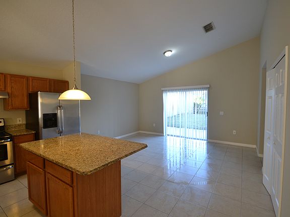 4th image of 3817 Kyle Dr