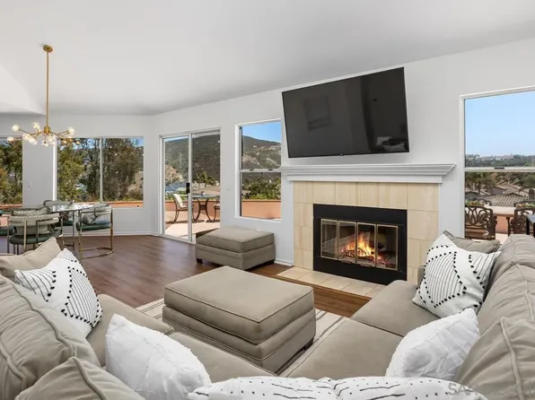 1201 Rue Saint Jean, San Marcos, CA 92078