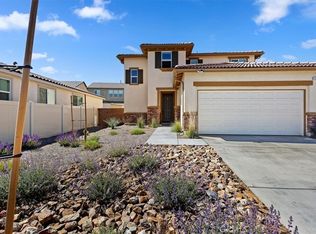 13053 Saratoga St, Hesperia, CA 92344